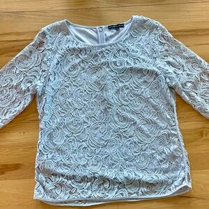 Adianna Papell 3/4 sleeve sheer lined top